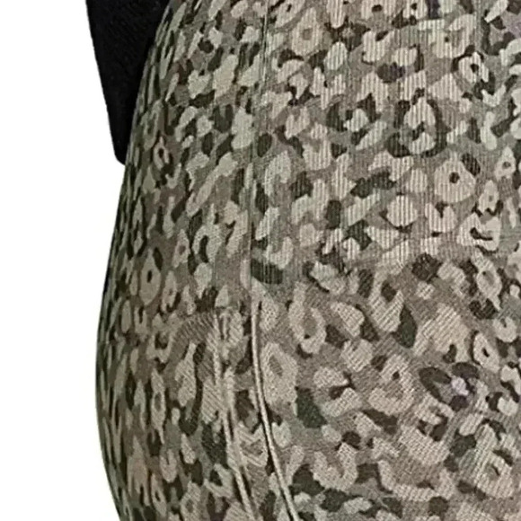 SPANX Look at Me Now High Waisted Seamless Shaping Leggings Size Medium - Picture 10 of 12